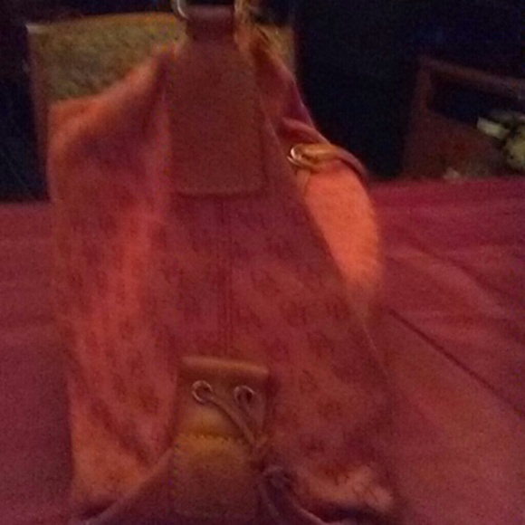 Authentic DOONEY & BOURKE PURSE - Picture 5 of 7